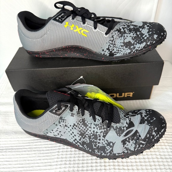 Under Armour XC Brigade Spikes, Grey and Black, 13 - Picture 1 of 9